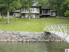 239 Smokestack Ln