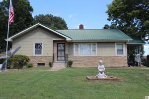 691 Lakeshore Drive