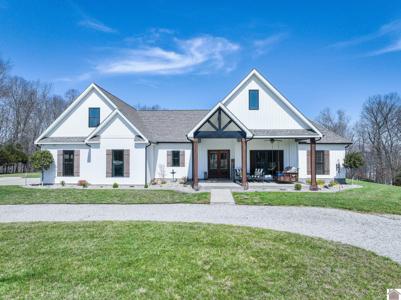 575 Forest Rd