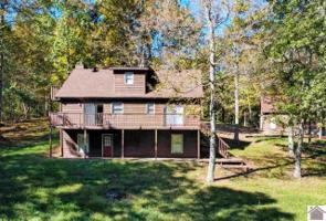 327 S Wells Rd