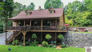 2765 Chestnut Oak Road