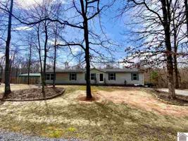 47 Williams Ln