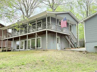 195 Peachtree Dr