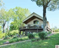 40 Canary Dr.
