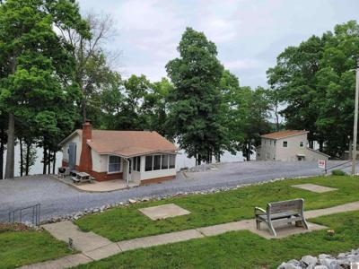 90 Hickkory Hill Lane #1