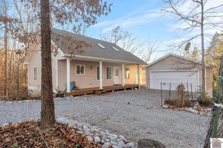 134 tall oaks circle