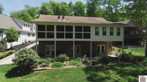 165 Lakeshore Drive