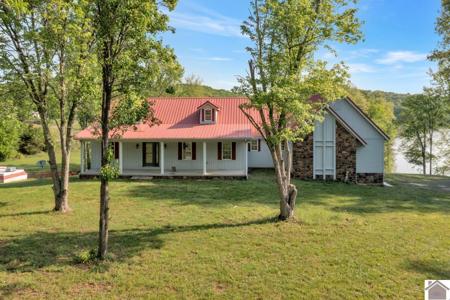 242 Woodruff LN