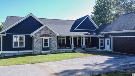 1572 Steamboat Road