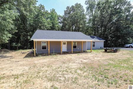 90 Jurt Ln