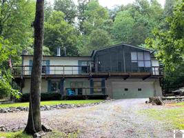 662 Barrett Road