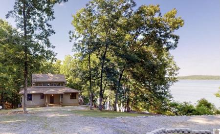 238 Bailey Shore Dr.