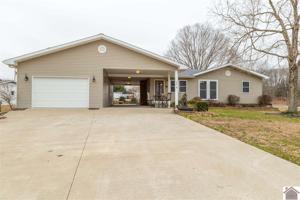 625 Carriage Cove Rd.