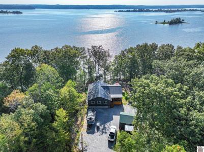 114 Bailey Shore Dr
