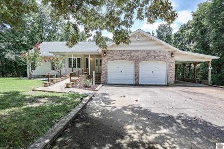 609 Malcolms Point Rd