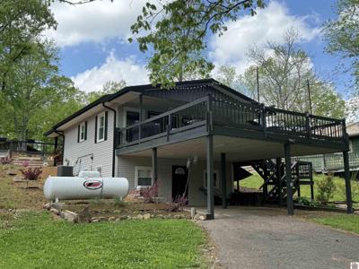 134 Redbud Ln