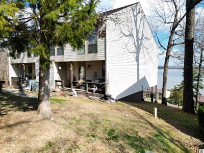 328 Champion Hills Rd.