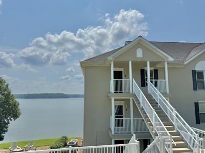 618 Moon Bay Drive, Unit 5
