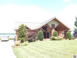 597 SHERWOOD DR
