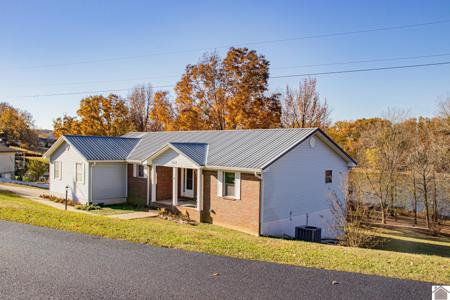 439 Skyline Dr