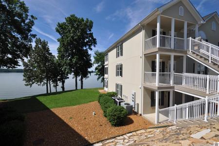 572 Moon Bay Drive #3