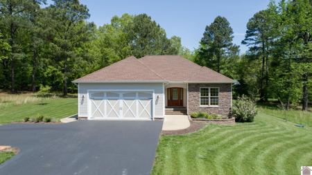 35 Pine View Drive