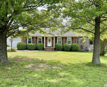 63 Cross Hill Rd