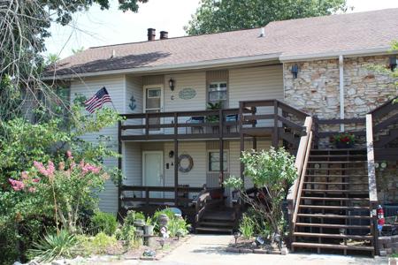 328 Champion Hills unit 9C