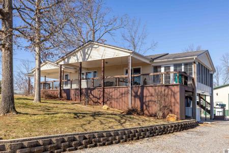 400 Cambridge Shores Dr