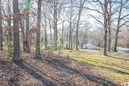 341 Riverside Rd