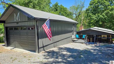 134 Redbud