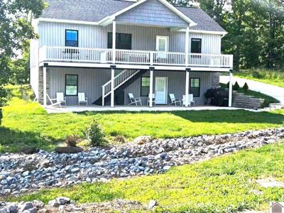 65 Vista Dr