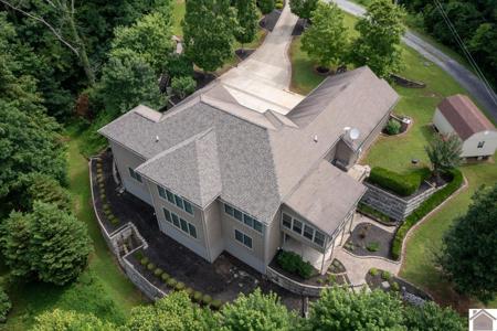 76 Crane Lane
