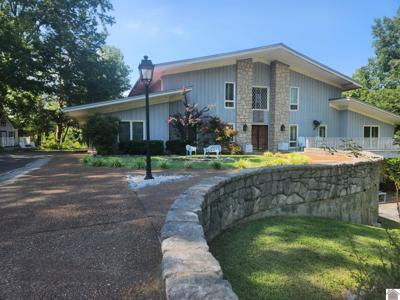 68 Cardinal Circle