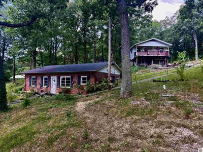 1037 Stringtown Rd