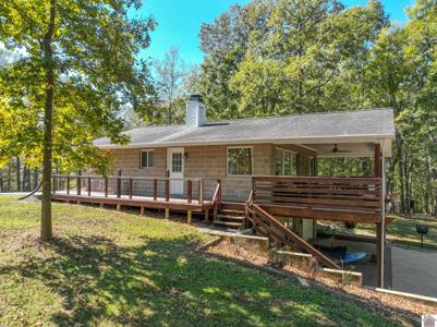 418 Hickory Lane