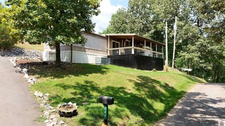 207 Tom Doom Rd.