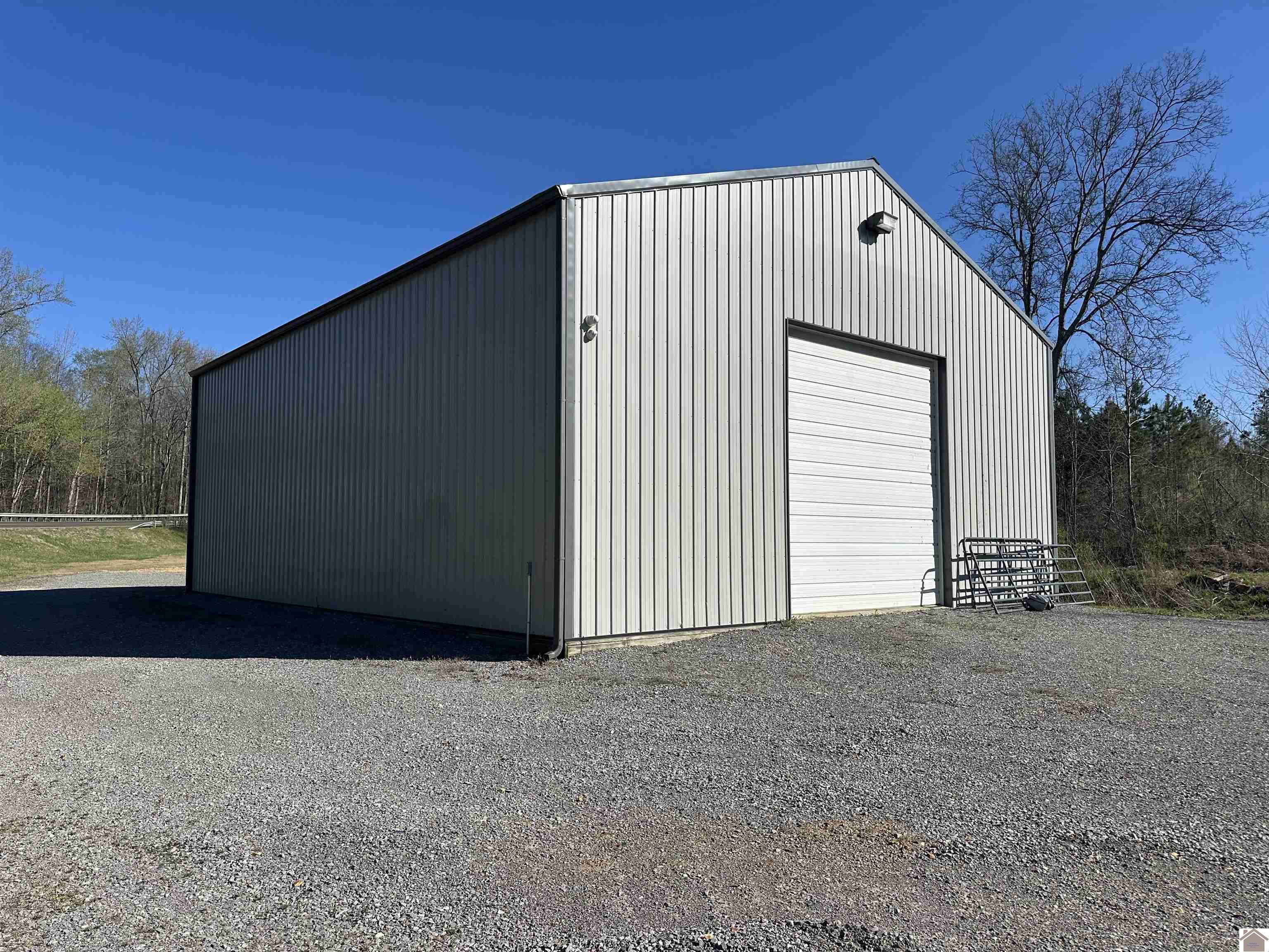 Image 1: Front of Shop