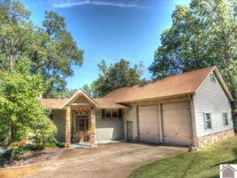 649 Lakeway Dr.
