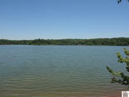 101 Buddy's Bay Ln