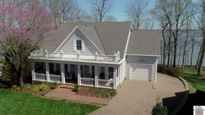 725 Bayview Drive