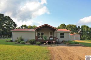 96 Roaring Springs Rd