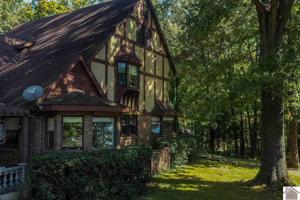 550 Edgewood Drive