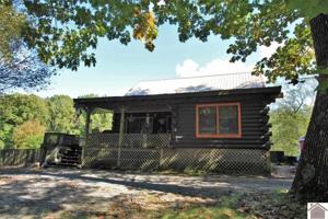 399 Woodland Dr