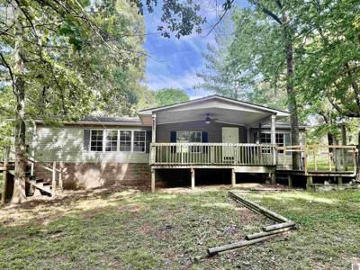 382 Green Acres Lane