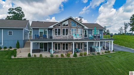 436 Sherwood Drive