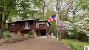 77 Concord Dr