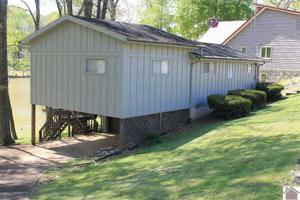 796 Ridge Dr