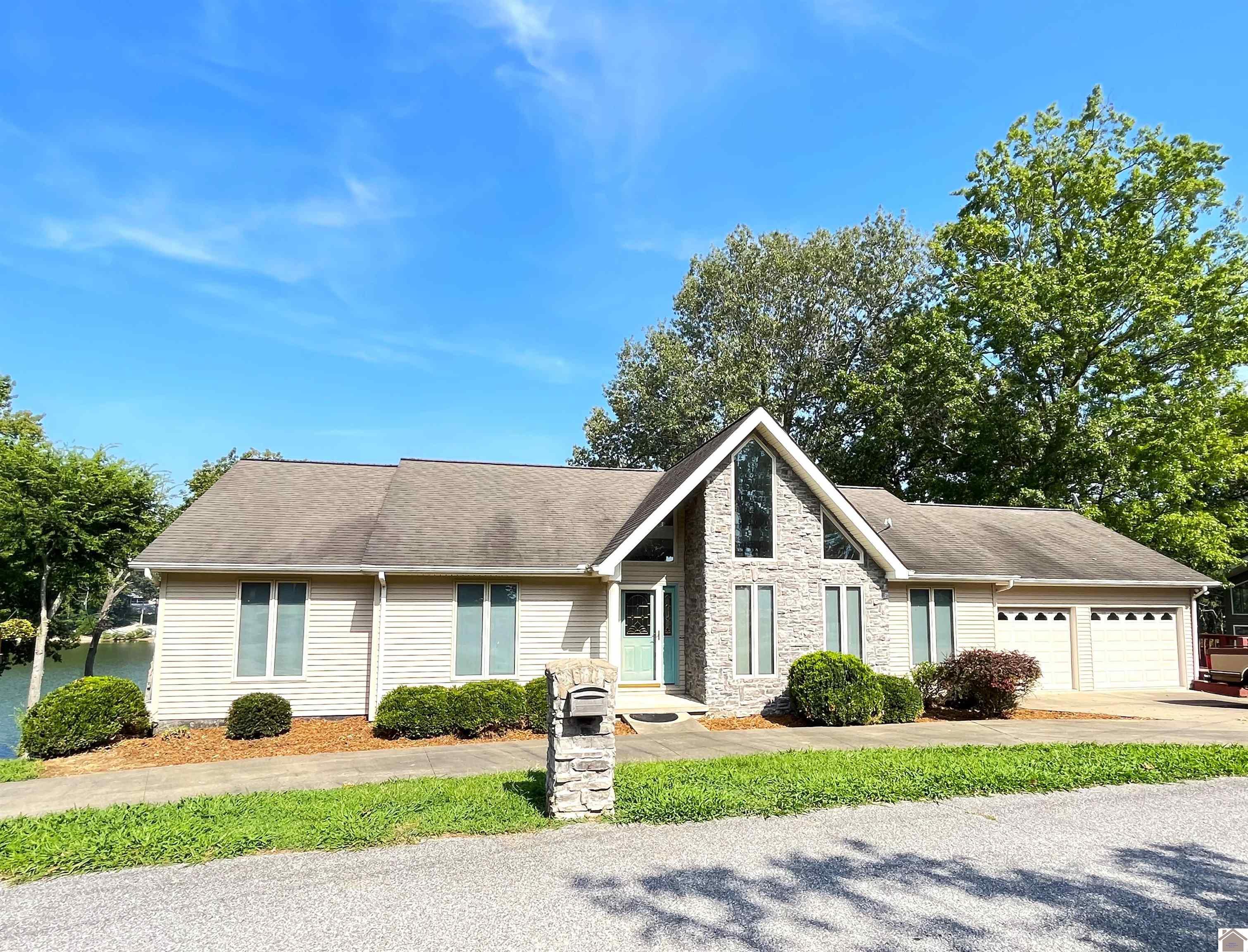 251 Hampton Drive, Eddyville, KY lhrmls01758713