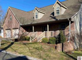 1106 Forest Road